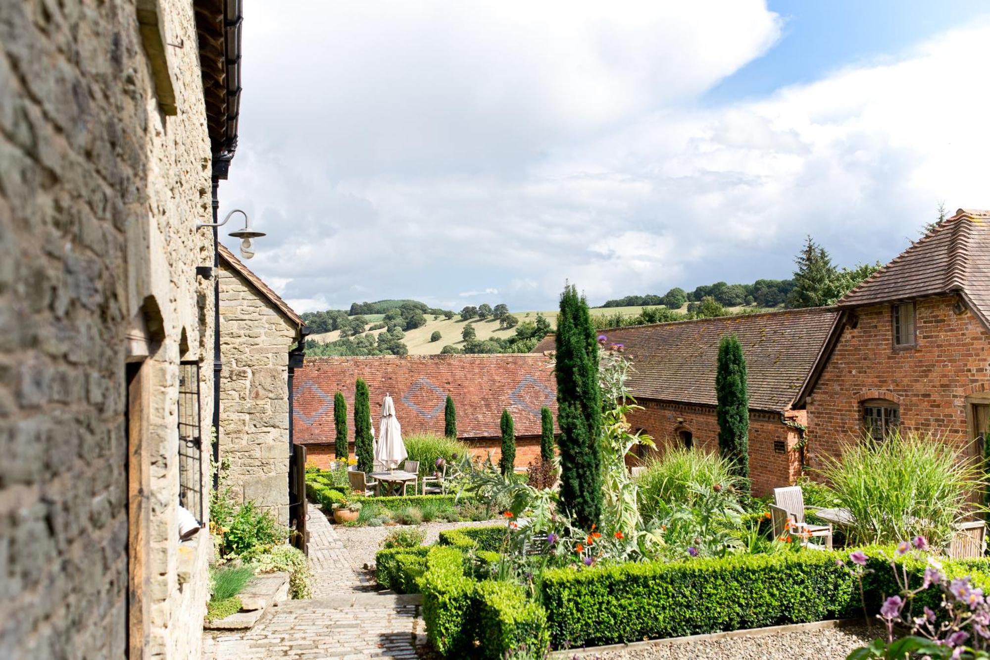 Old Downton Lodge Ludlow Luaran gambar